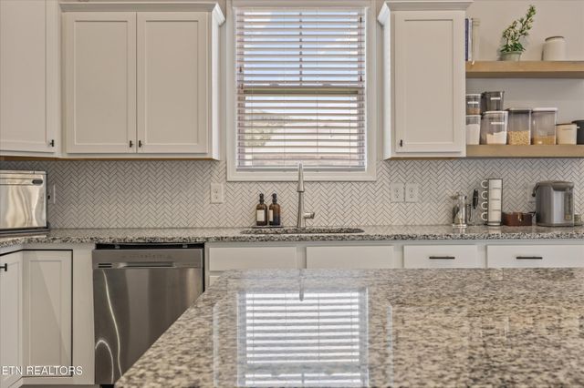 1158 Cedar Break Drive, Knoxville, TN 37932