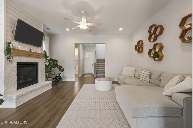 1158 Cedar Break Drive, Knoxville, TN 37932