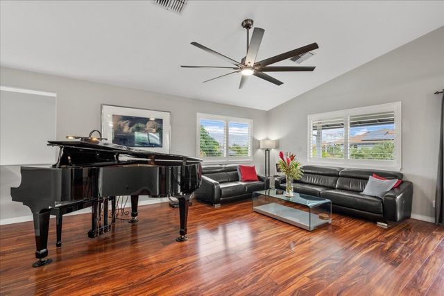 105 Honuhula Pl, Kihei, HI 96753