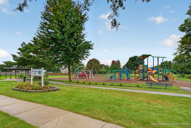 625 David Street, Lake In The Hills, IL 60156
