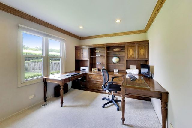 4269 Terri Lyn Lane, Northbrook, IL 60062