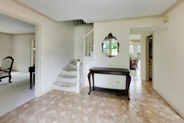 4269 Terri Lyn Lane, Northbrook, IL 60062