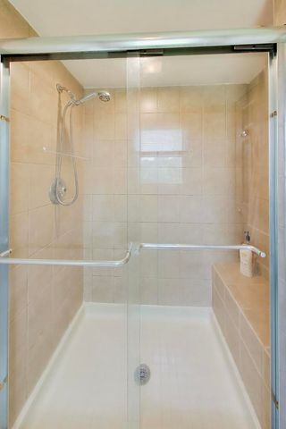 4269 Terri Lyn Lane, Northbrook, IL 60062