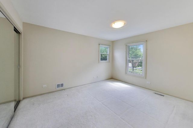 4269 Terri Lyn Lane, Northbrook, IL 60062