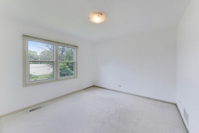4269 Terri Lyn Lane, Northbrook, IL 60062