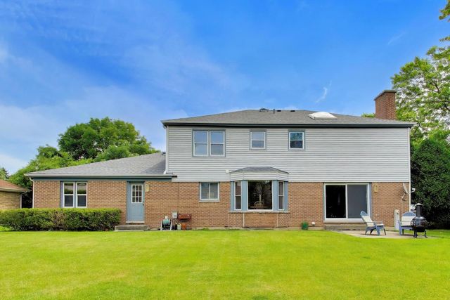 4269 Terri Lyn Lane, Northbrook, IL 60062