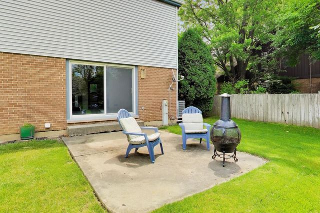 4269 Terri Lyn Lane, Northbrook, IL 60062