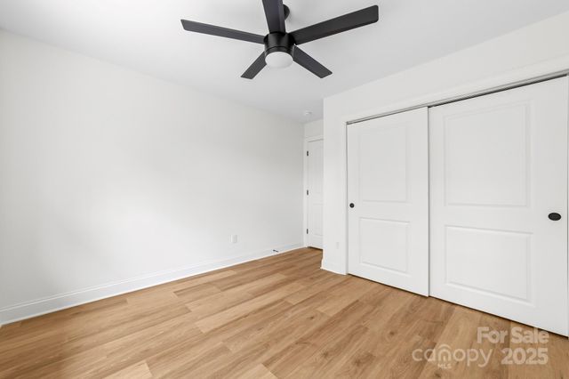 103 W Irwin Street, Cherryville, NC 28021