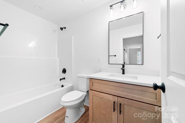 103 W Irwin Street, Cherryville, NC 28021