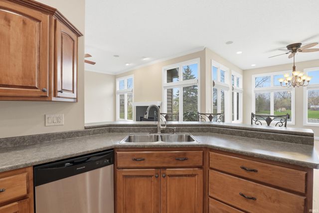 1443 Brandon Way, Fort Wayne, IN 46845