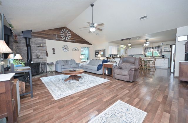 408 County Road 4856, Newark, TX 76071