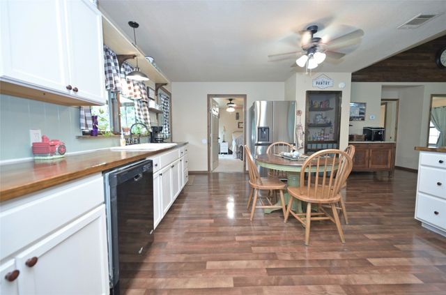408 County Road 4856, Newark, TX 76071