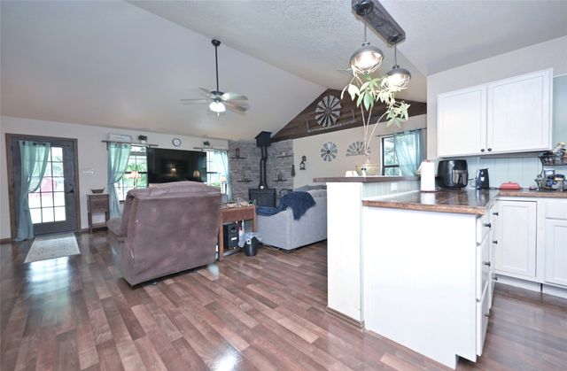408 County Road 4856, Newark, TX 76071