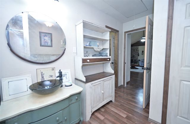 408 County Road 4856, Newark, TX 76071