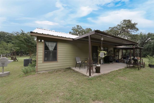 408 County Road 4856, Newark, TX 76071