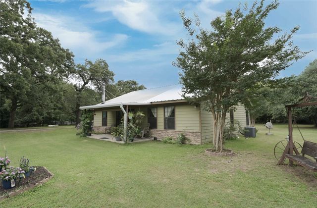 408 County Road 4856, Newark, TX 76071