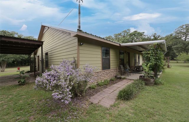 408 County Road 4856, Newark, TX 76071