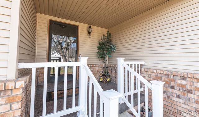 400 Farmers Lane, Lebanon, MO 65536