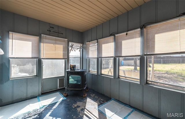 400 Farmers Lane, Lebanon, MO 65536