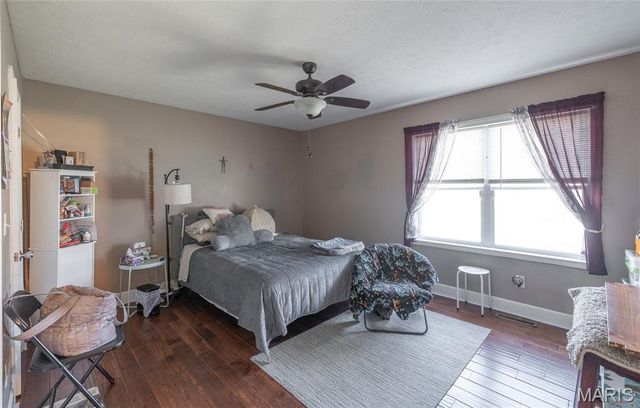 400 Farmers Lane, Lebanon, MO 65536