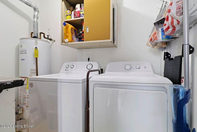 12437 Kingsley Dr, Louisville, KY 40229