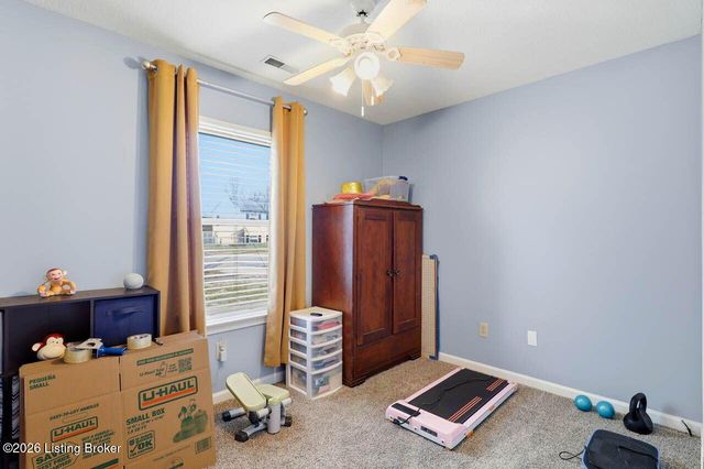 12437 Kingsley Dr, Louisville, KY 40229