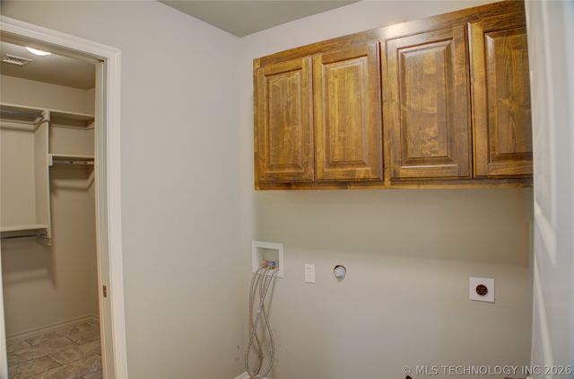 28056 E 149th Place S, Coweta, OK 74429