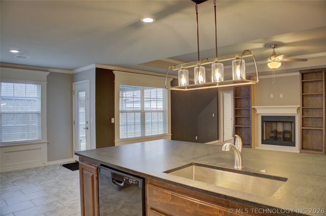 28056 E 149th Place S, Coweta, OK 74429