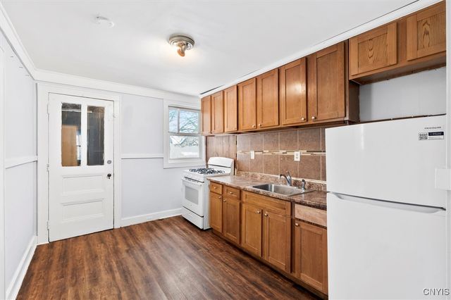 811 Avery Avenue, Syracuse, NY 13204