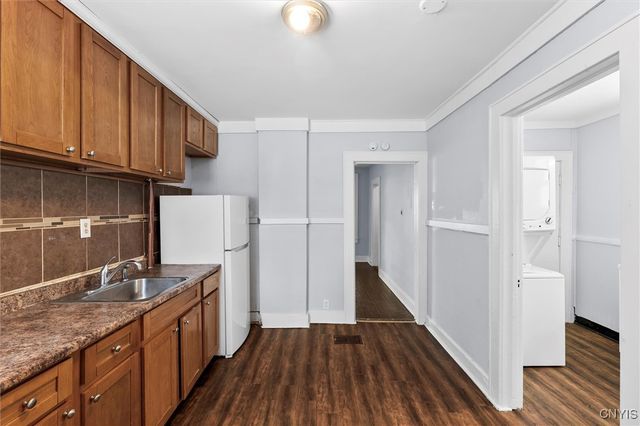 811 Avery Avenue, Syracuse, NY 13204