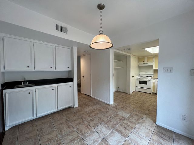 1908 Camden Court 03, Denton, TX 76205