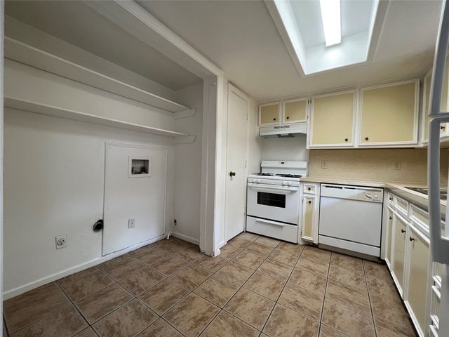 1908 Camden Court 03, Denton, TX 76205