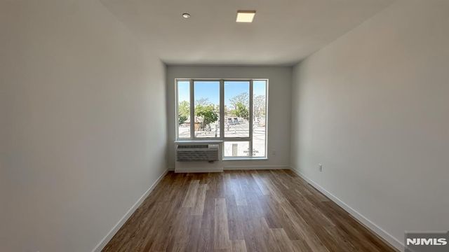 300 State Street 514, Hackensack, NJ 07601