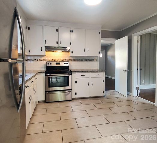 4041 Carlyle Drive, Charlotte, NC 28208