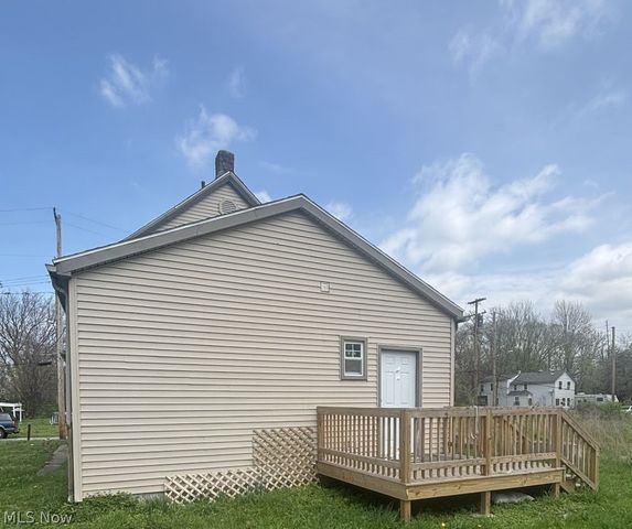 8706 Nevada Avenue, Cleveland, OH 44104