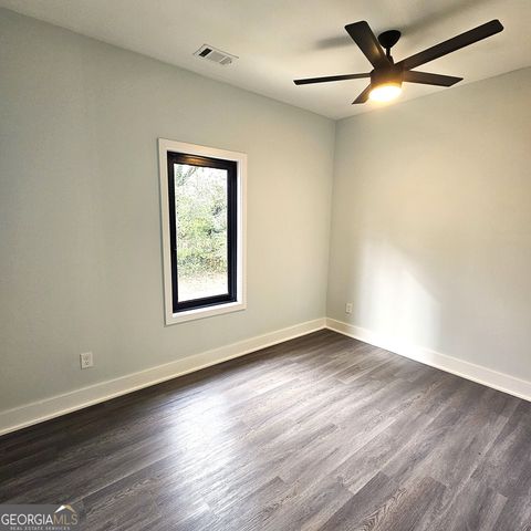 233 E Tinsley Street, Griffin, GA 30223