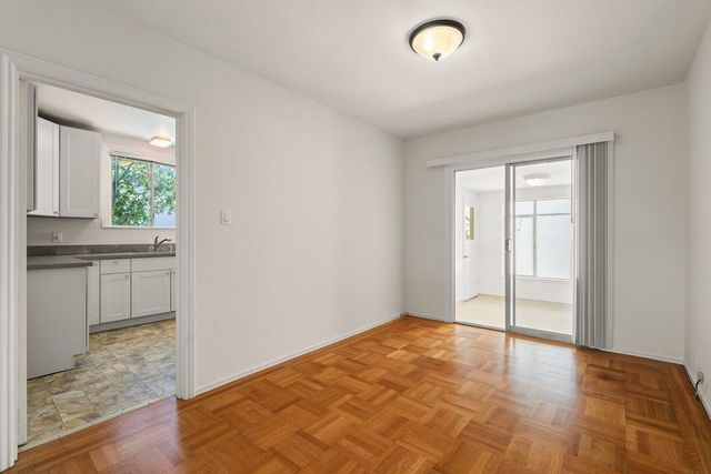1017 10th Avenue, San Mateo, CA 94402