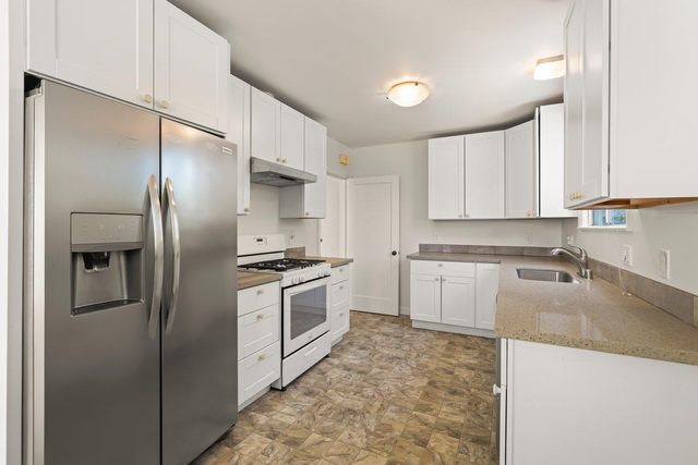 1017 10th Avenue, San Mateo, CA 94402