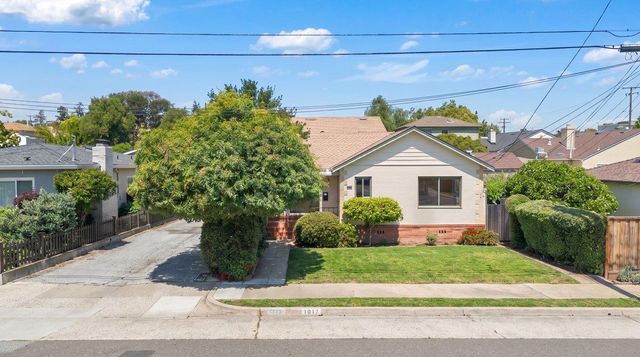 1017 10th Avenue, San Mateo, CA 94402