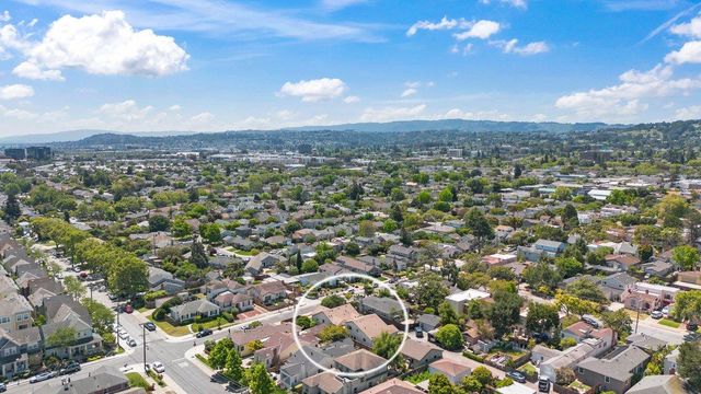 1017 10th Avenue, San Mateo, CA 94402