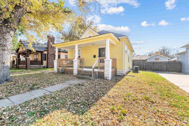 415 Morrison Ave, Salina, KS 67401