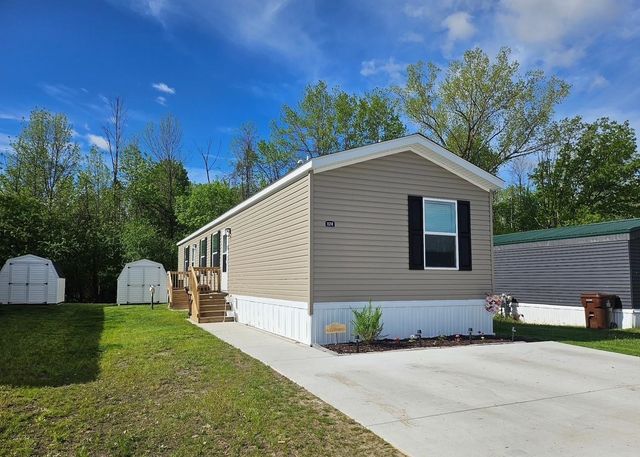 1174 Ironstone Drive, Mount Pleasant, MI 48858