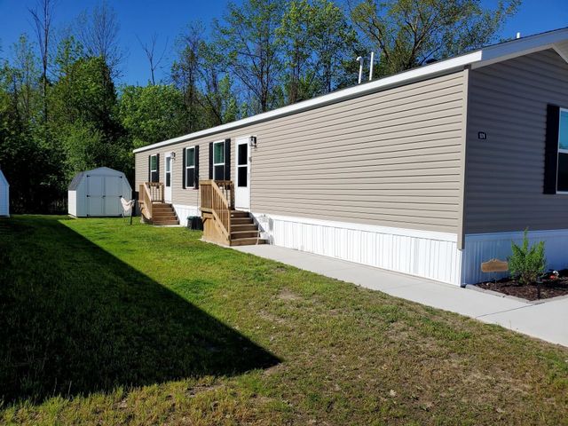 1174 Ironstone Drive, Mount Pleasant, MI 48858