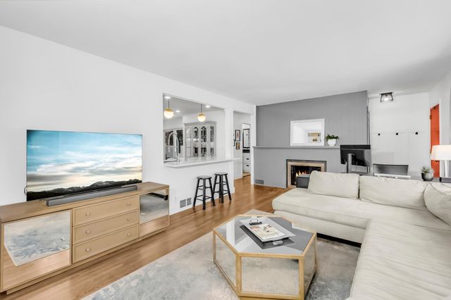 6444 Logan Avenue S, Richfield, MN 55423