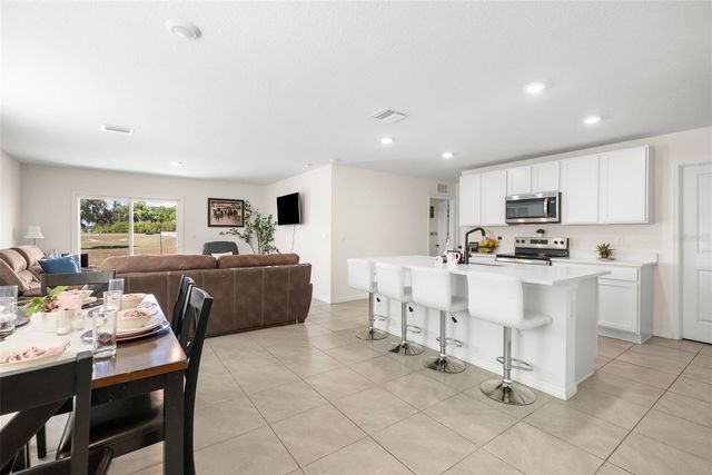 24672 NW 11TH PLACE, Newberry, FL 32669