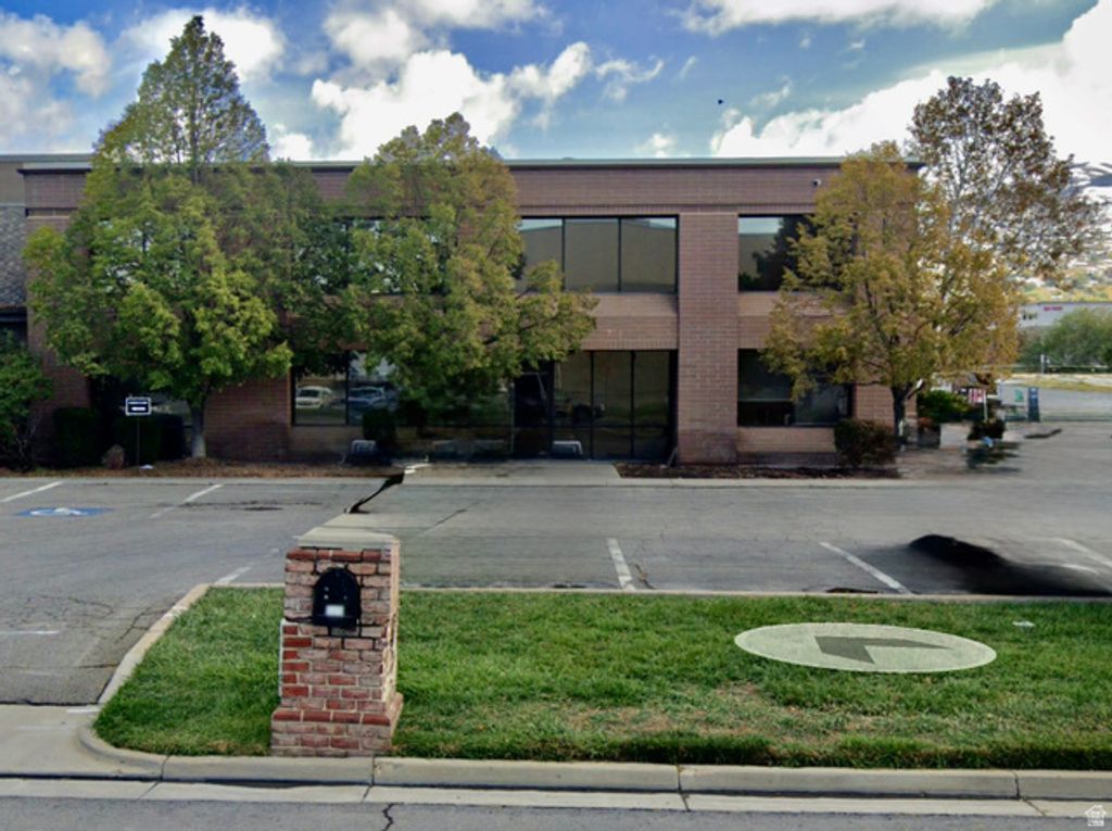 526 N 400 W, North Salt Lake, UT 84054 — photo 3