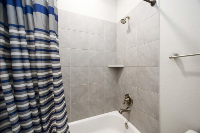 17611 Lynedoch Lane, Richmond, TX 77407