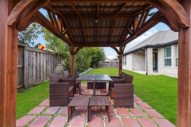 17611 Lynedoch Lane, Richmond, TX 77407