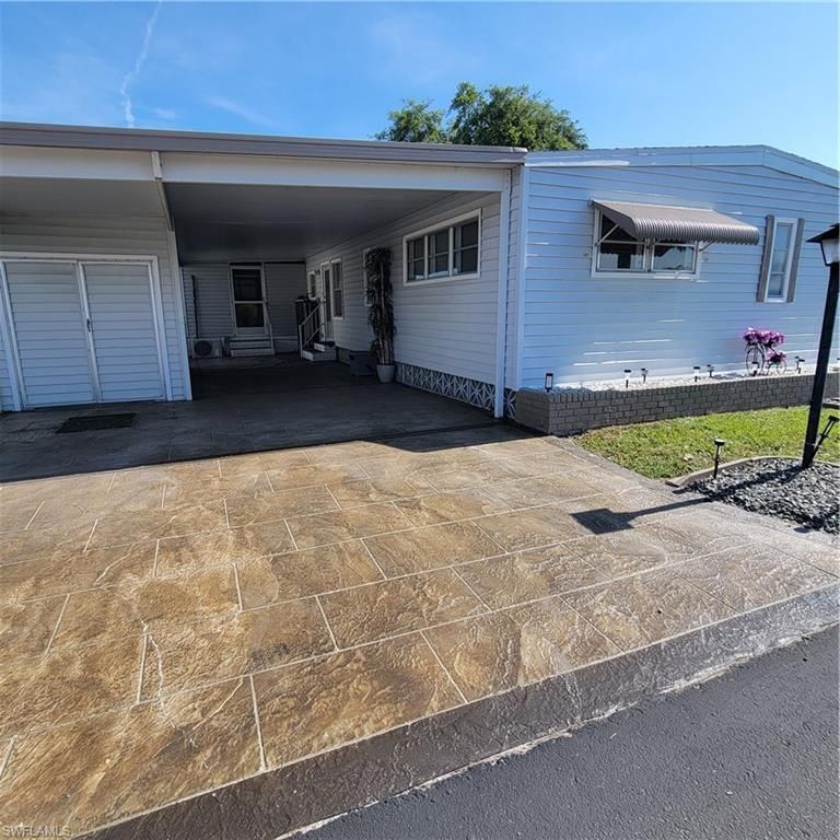 275 Boros DR, NORTH FORT MYERS, FL 33903 — photo 3
