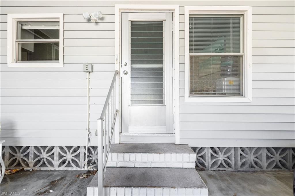 275 Boros DR, NORTH FORT MYERS, FL 33903 — photo 5
